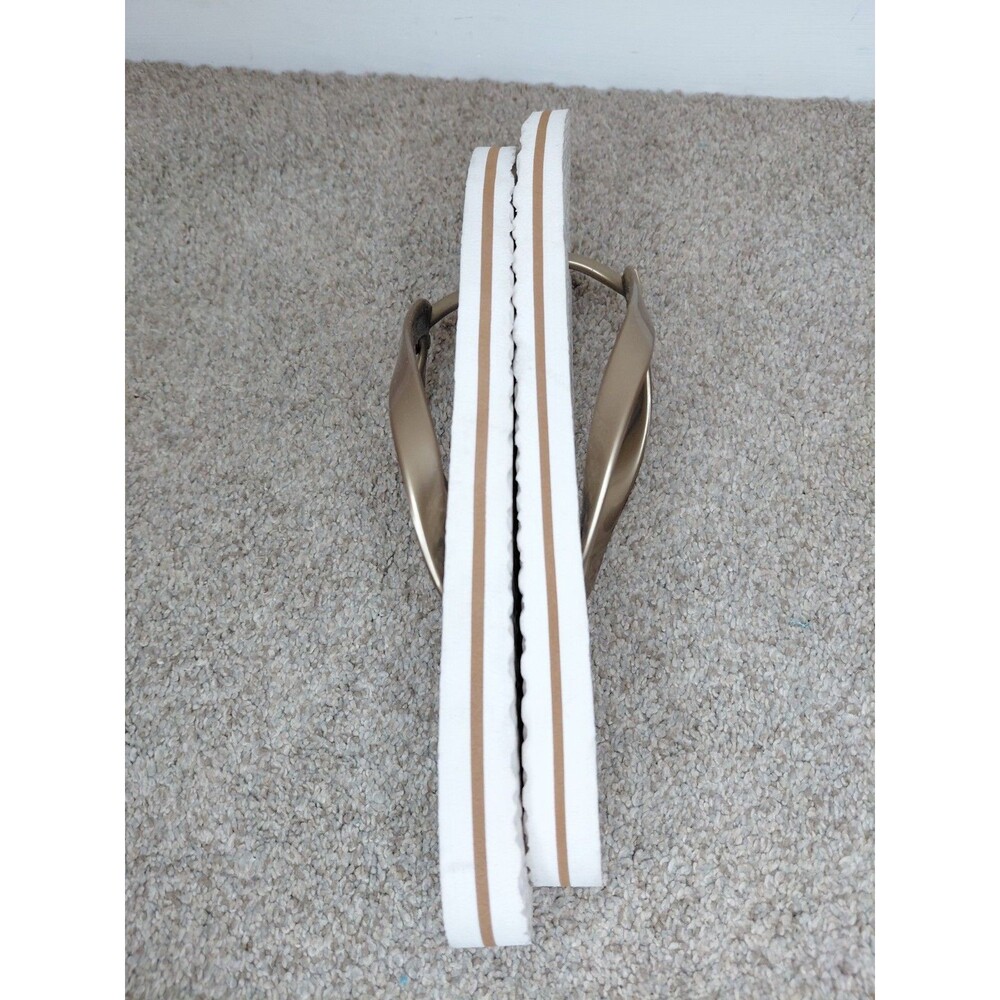Michael Kors Women’s Cream and Gold Flip Flops Size 10M - Picture 5 of 10